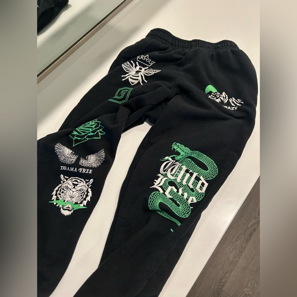 Adika Black Green Logo Sweatpants - Picture 3 of 3